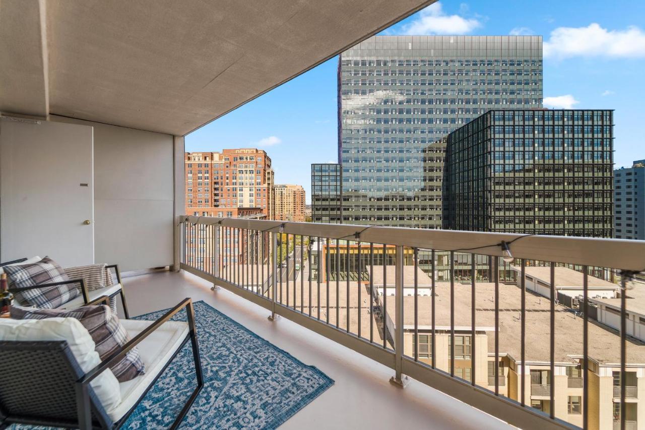 Urbandelight Crystal City Mins To Dc Free Parking Arlington Exterior photo